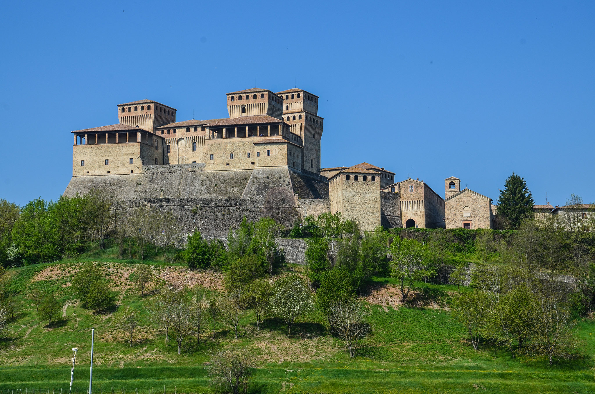 Castello di Torrechiara  (Photo license: CC BY-NC-SA 2.0)